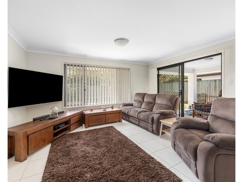 24 Bailey Street, Wakerley QLD 4154