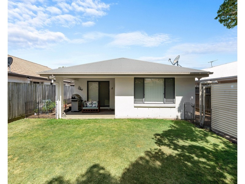 24 Bailey Street, Wakerley QLD 4154