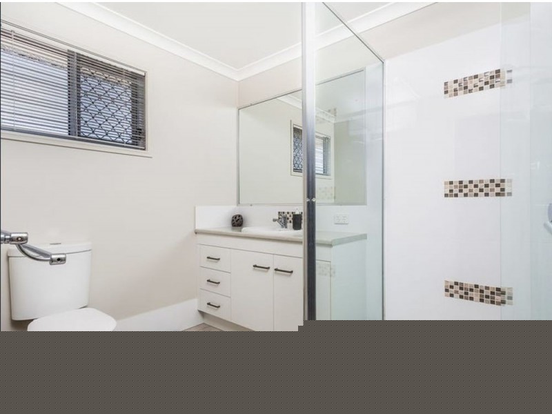 2/2 Hirsch Court, North Lakes QLD 4509