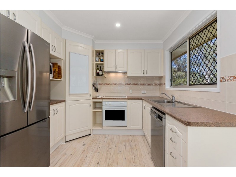 25 Woodbury Avenue, Bray Park QLD 4500