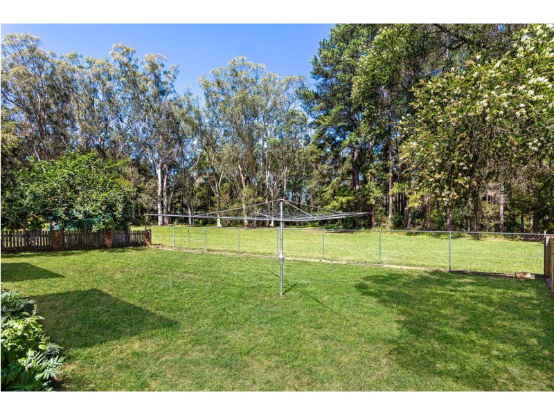25 Woodbury Avenue, Bray Park QLD 4500