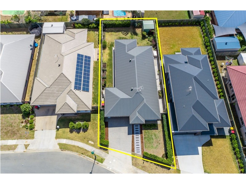 28 Benham Ave, Kallangur QLD 4503