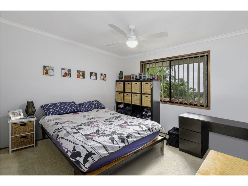 14 Robe Court, Helensvale QLD 4212