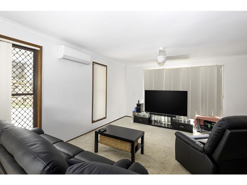 14 Robe Court, Helensvale QLD 4212