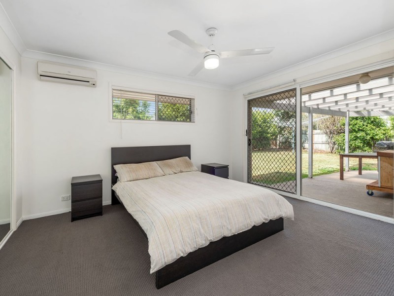 18 Ashwood Circuit, Birkdale QLD 4159
