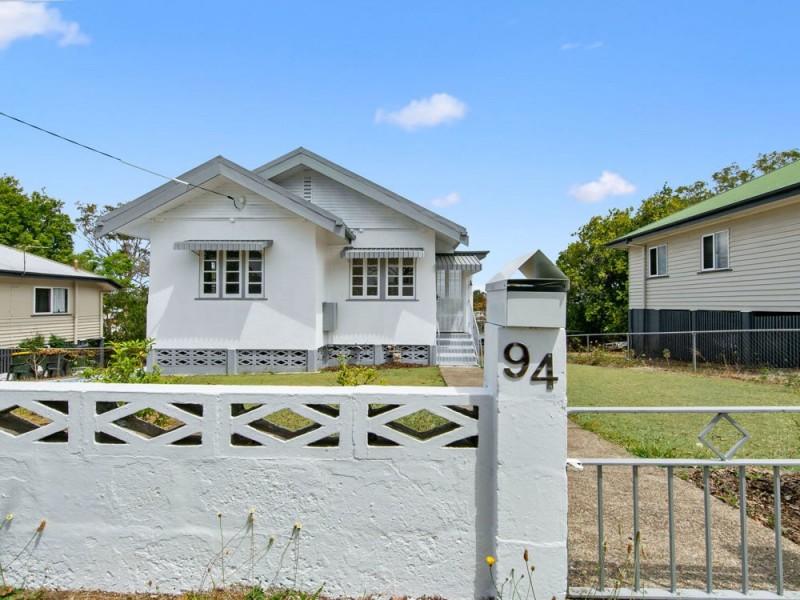 94 Scott Street, Stafford Heights QLD 4053