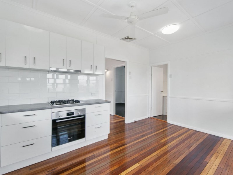 94 Scott Street, Stafford Heights QLD 4053