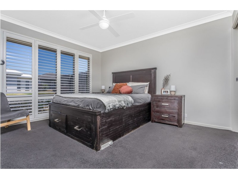 8 Sorrel Street, Griffin QLD 4503