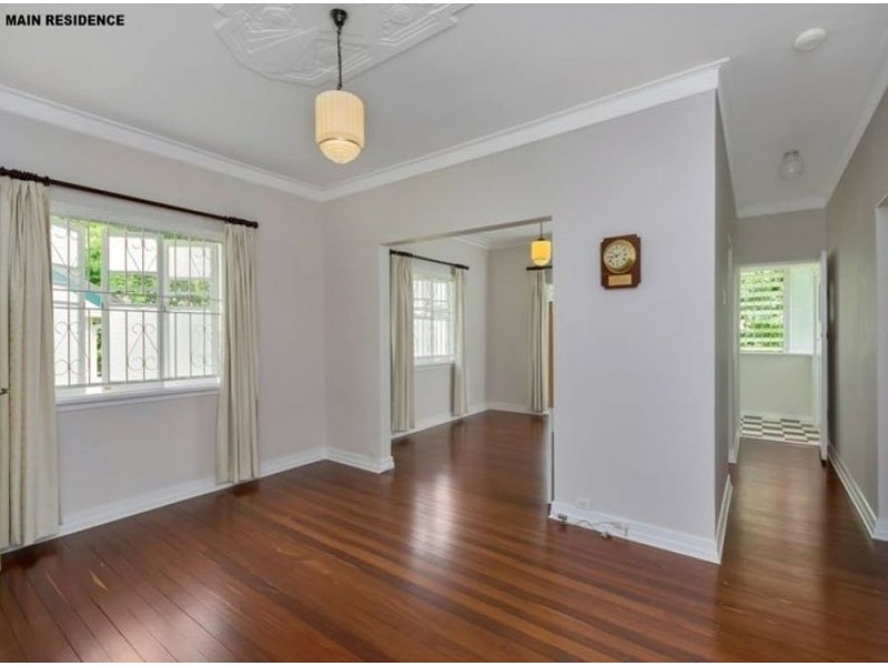 10 Lloyd George Street, Eastern Heights QLD 4305