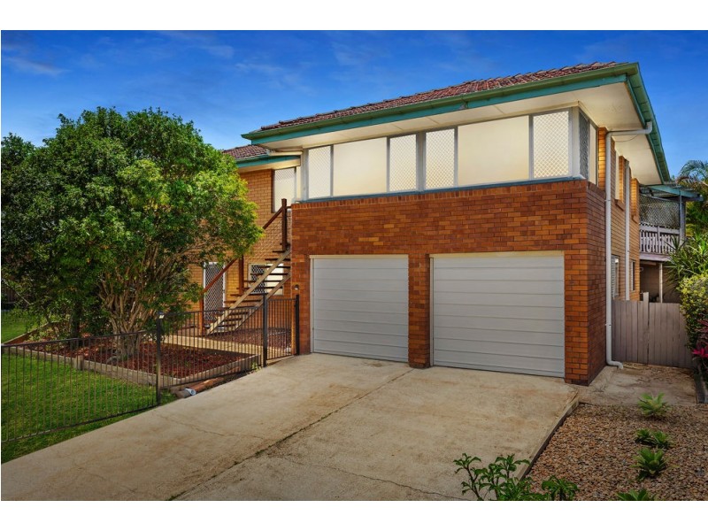 21 Samantha Street, Wynnum West QLD 4178