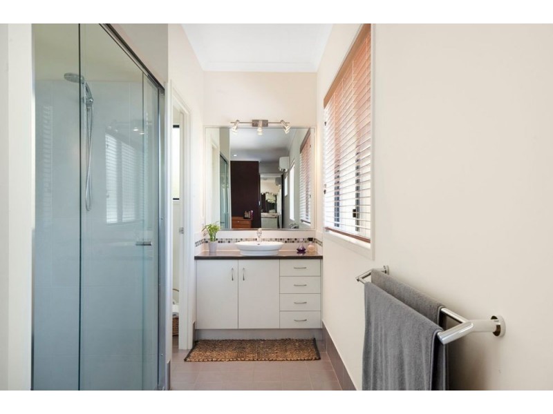 16 Haven Street, Southside QLD 4570