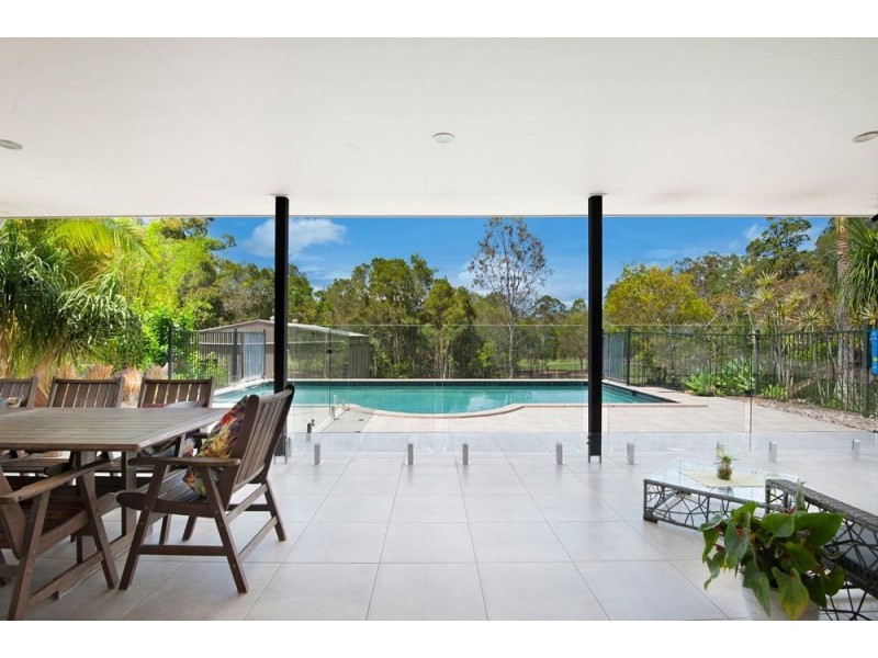 16 Haven Street, Southside QLD 4570