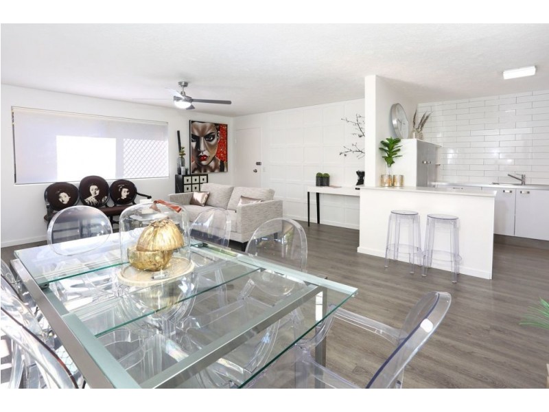 3/25 Imperial Parade, Labrador QLD 4215