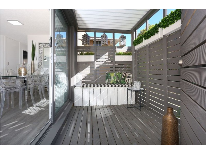 3/25 Imperial Parade, Labrador QLD 4215