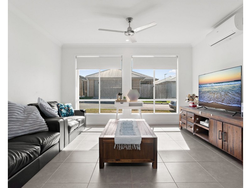 2 Whitehaven Street, Burpengary QLD 4505