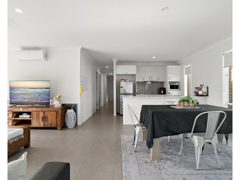 2 Whitehaven Street, Burpengary QLD 4505