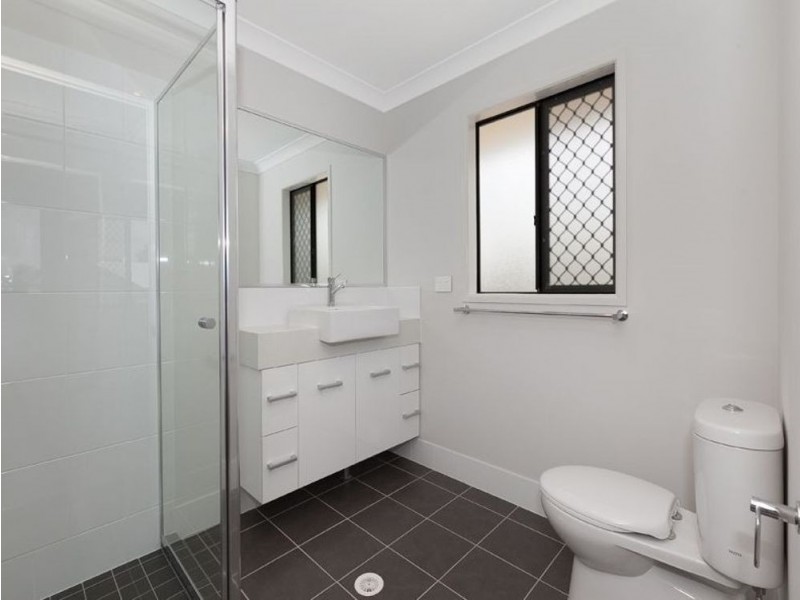 24 Zeitoun Street, Mitchelton QLD 4053