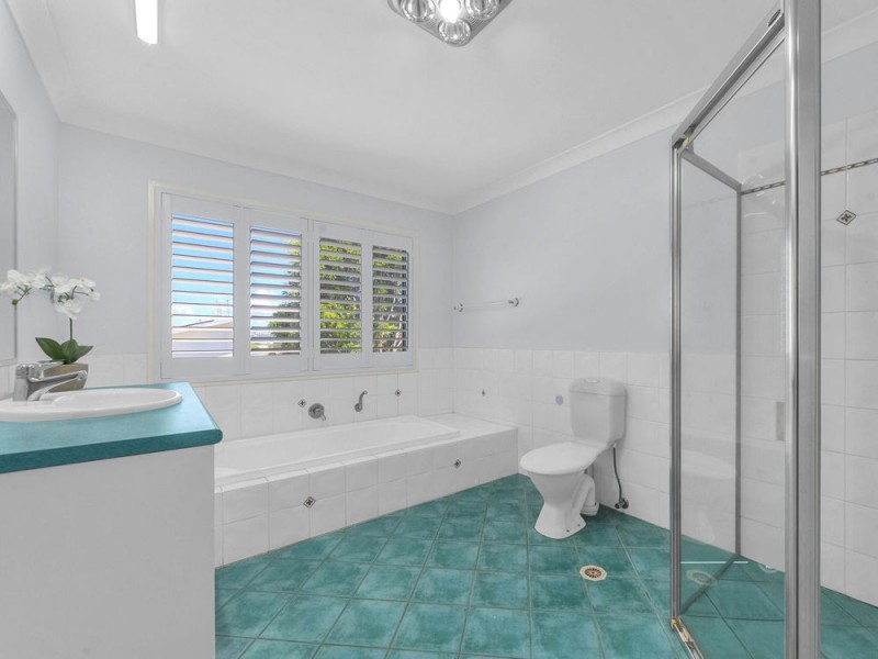 12 Redrock Street, Murarrie QLD 4172