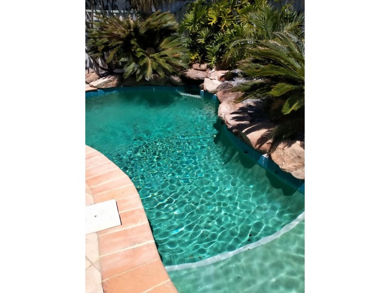 6 Olsen Court, Woodvale WA 6026