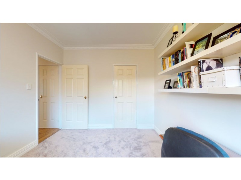 6 Olsen Court, Woodvale WA 6026