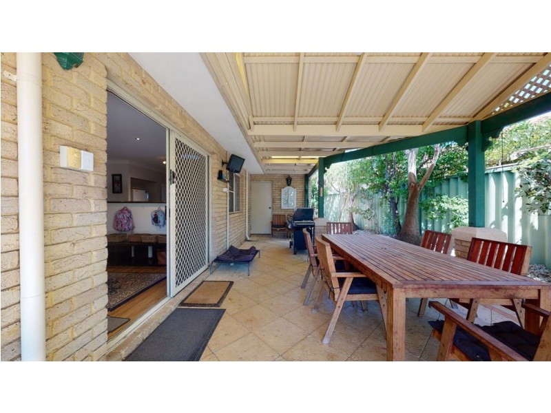 6 Olsen Court, Woodvale WA 6026