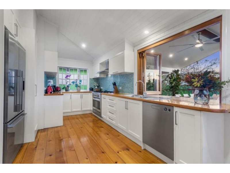 68 Cramond Street, Wilston QLD 4051