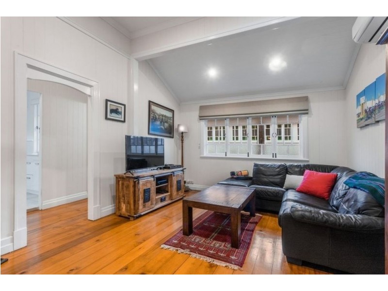 68 Cramond Street, Wilston QLD 4051
