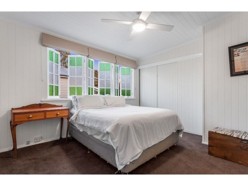 68 Cramond Street, Wilston QLD 4051