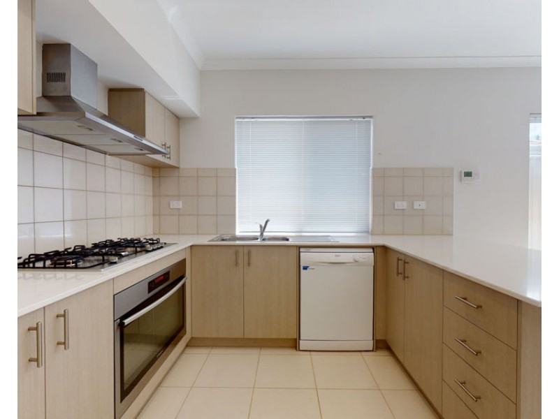 10 Ryhill Crescent, Wellard WA 6170