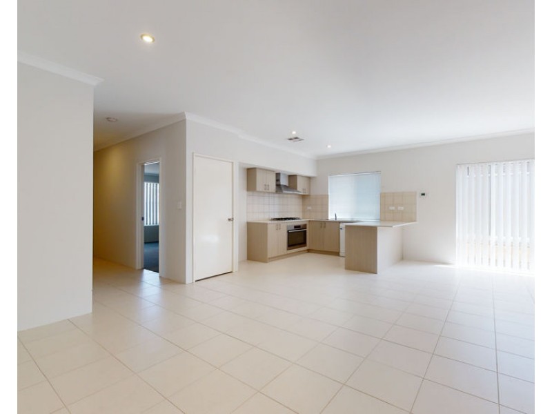 10 Ryhill Crescent, Wellard WA 6170