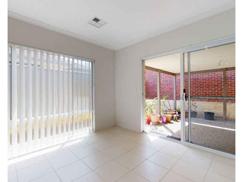 10 Ryhill Crescent, Wellard WA 6170