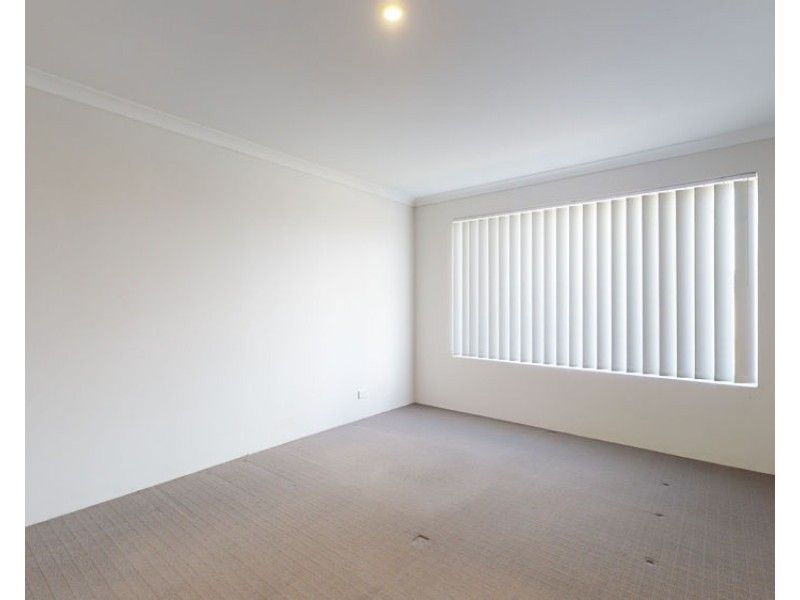 10 Ryhill Crescent, Wellard WA 6170