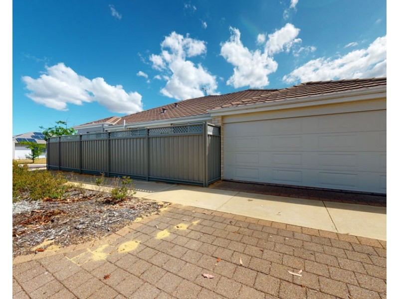 10 Ryhill Crescent, Wellard WA 6170