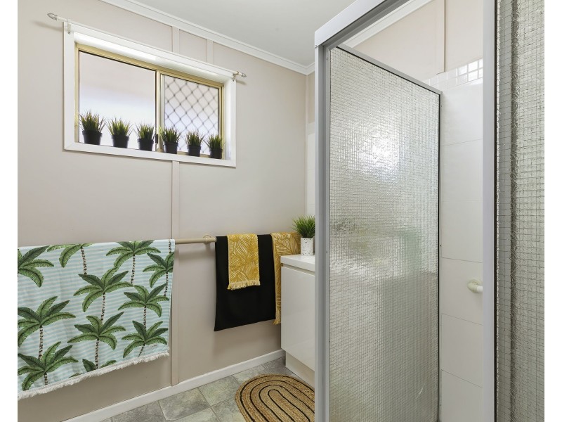 29 Moreton Terrace, Beachmere QLD 4510