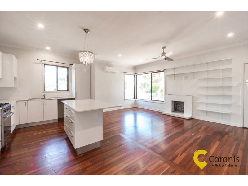 52 Waverley Road, Coolbellup WA 6163