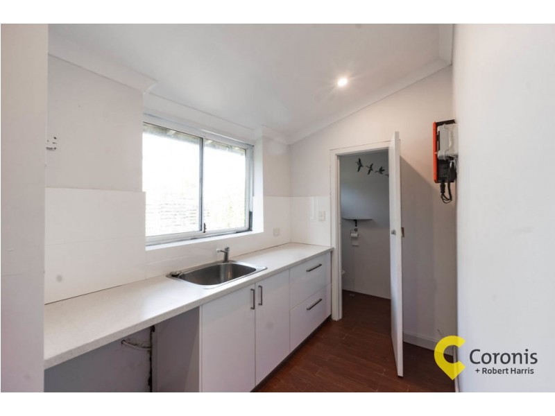 52 Waverley Road, Coolbellup WA 6163