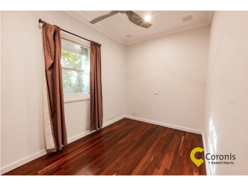 52 Waverley Road, Coolbellup WA 6163