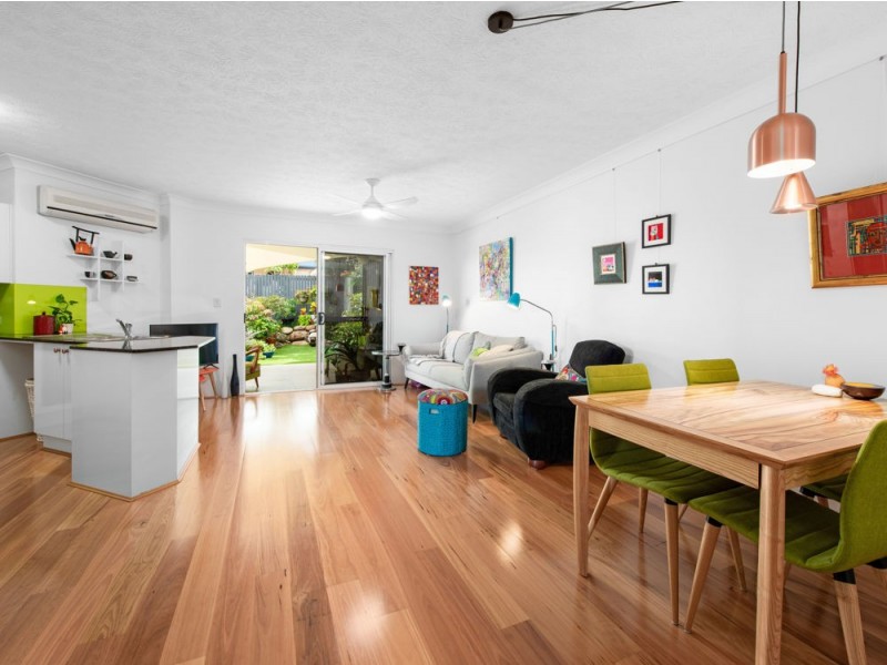 4/16 Miles Street, Hawthorne QLD 4171