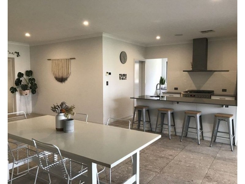 12 Batavia Place, Kallaroo WA 6025