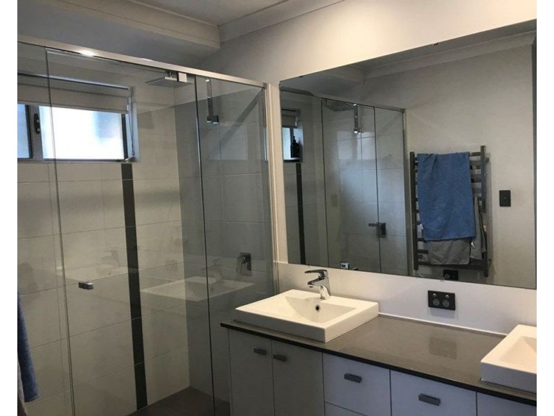 12 Batavia Place, Kallaroo WA 6025