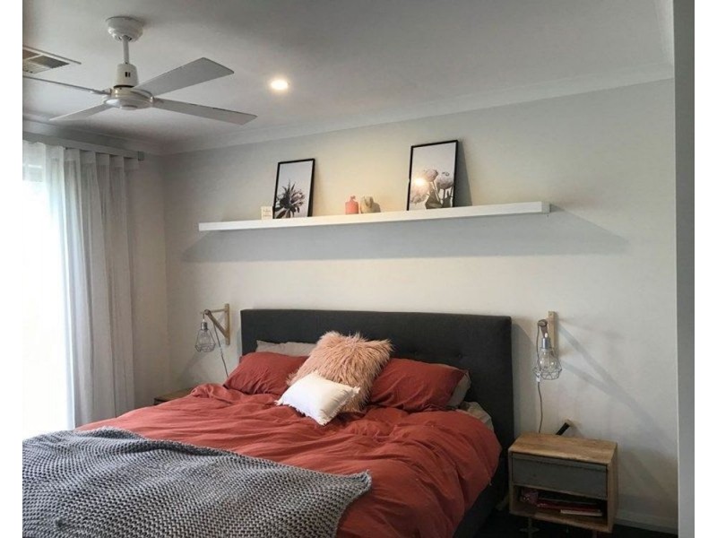 12 Batavia Place, Kallaroo WA 6025