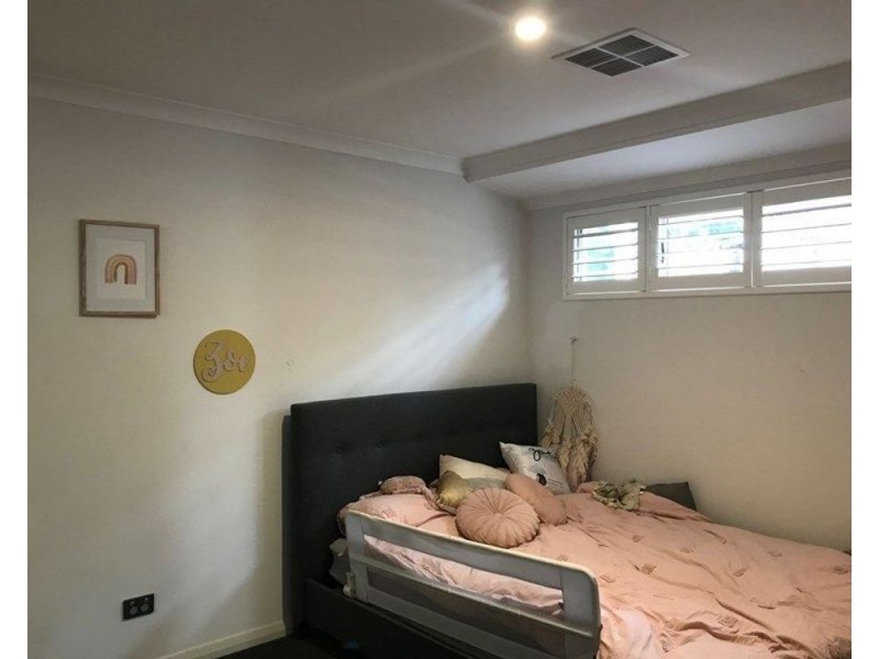 12 Batavia Place, Kallaroo WA 6025