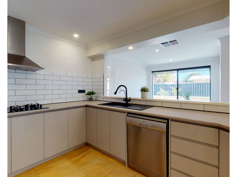 56 Woodbine Loop, Tapping WA 6065