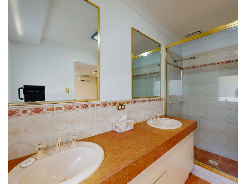 56 Woodbine Loop, Tapping WA 6065