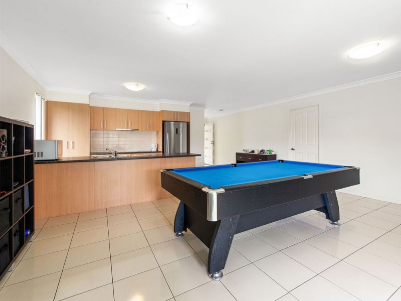 1 Whipbird Ciruit, Victoria Point QLD 4165