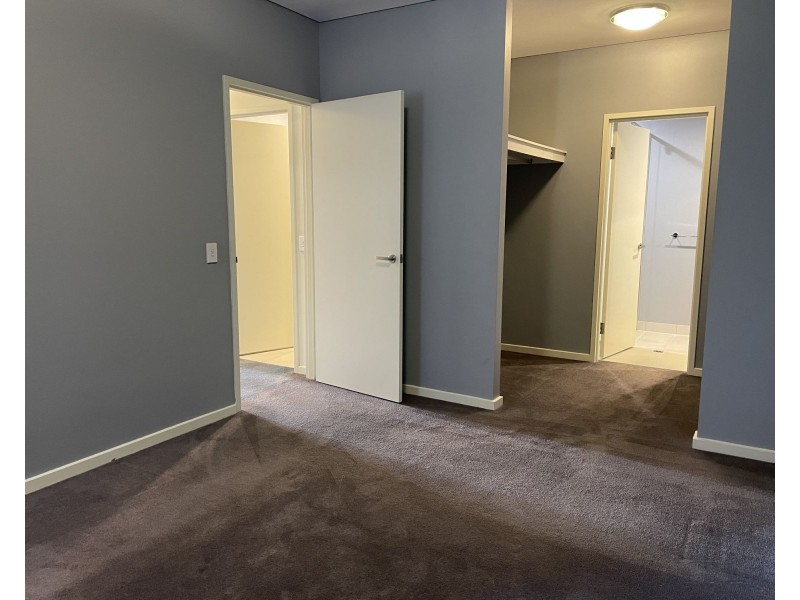 49/16 Midgegooroo Avenue, Cockburn Central WA 6164