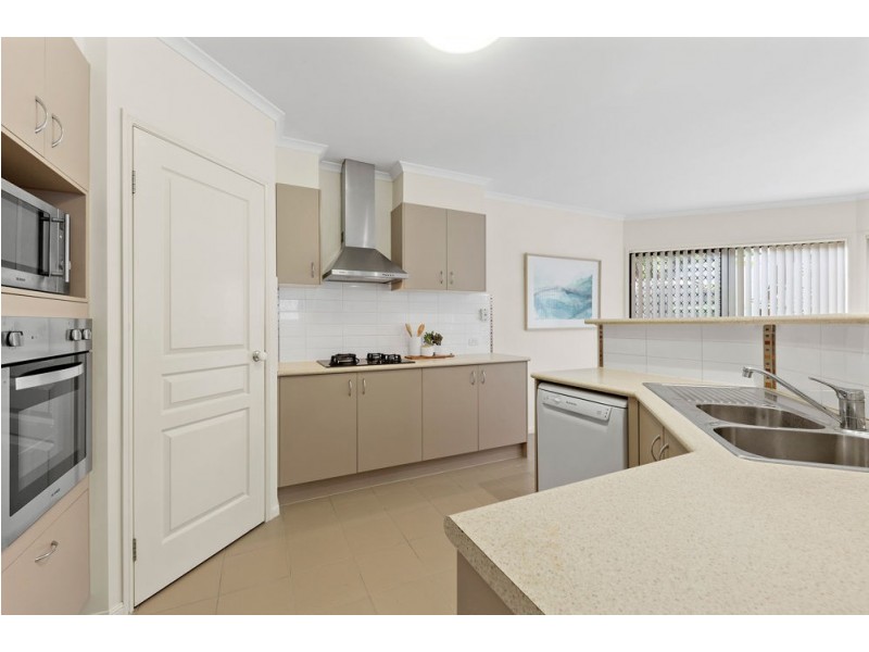 53 Talltrees Circuit, Wakerley QLD 4154