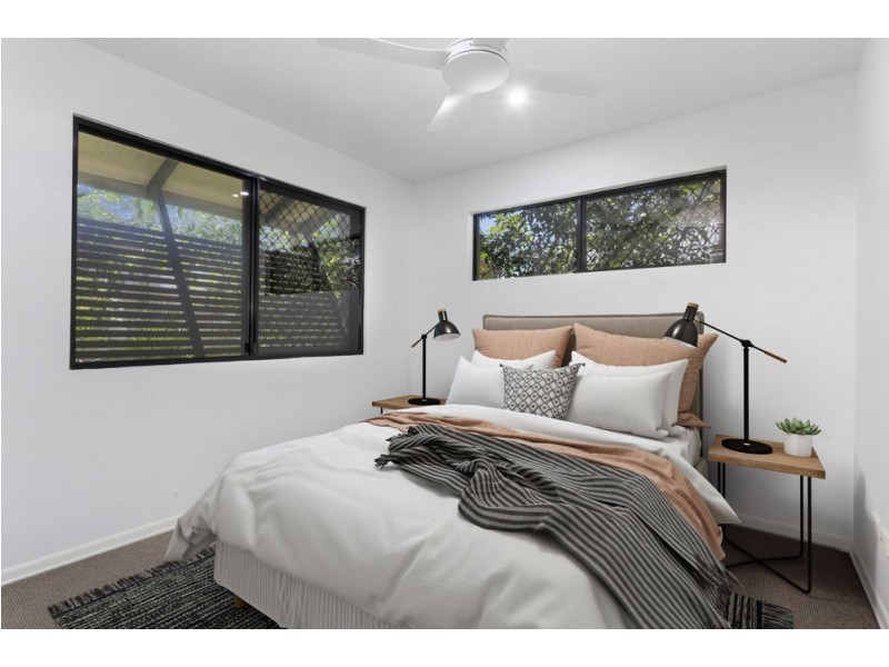 1/37 Sandford Street, St Lucia QLD 4067