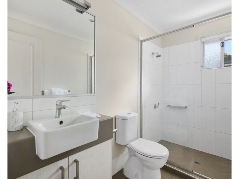 1/21 Montrose Road, Taringa QLD 4068