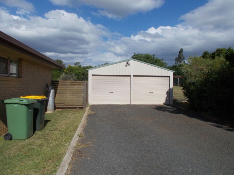 10 Pamela Court, Highfields QLD 4352
